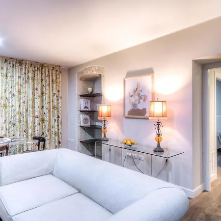 Right House Di Via Sulis - Neighborhood In The Town Cagliari